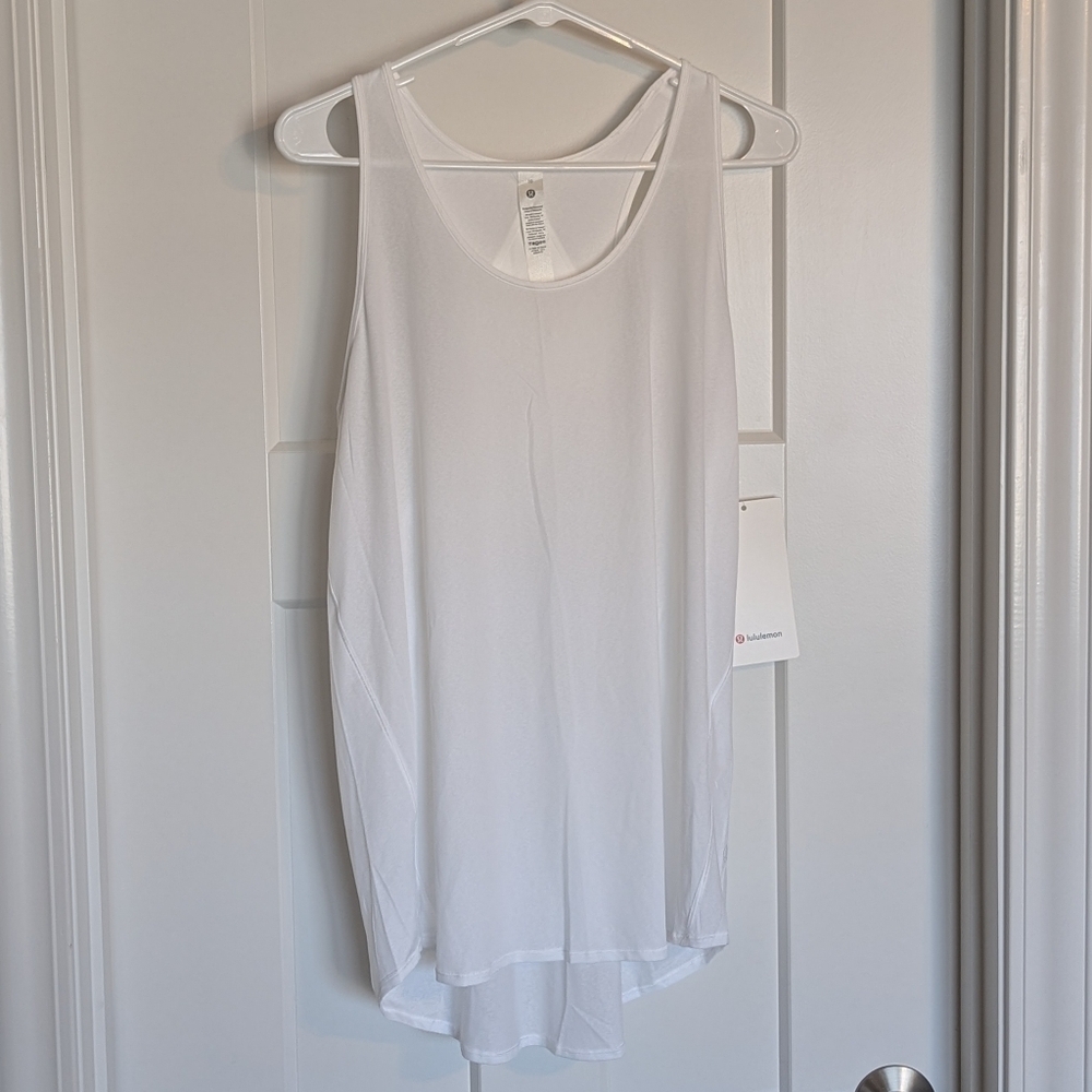 Lululemon NWT Pleated Essential Tank - White sz 10